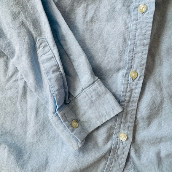 Womens Old Navy Chambray Button-Up Collared Shirt blue Size Small Tall - Picture 7 of 11